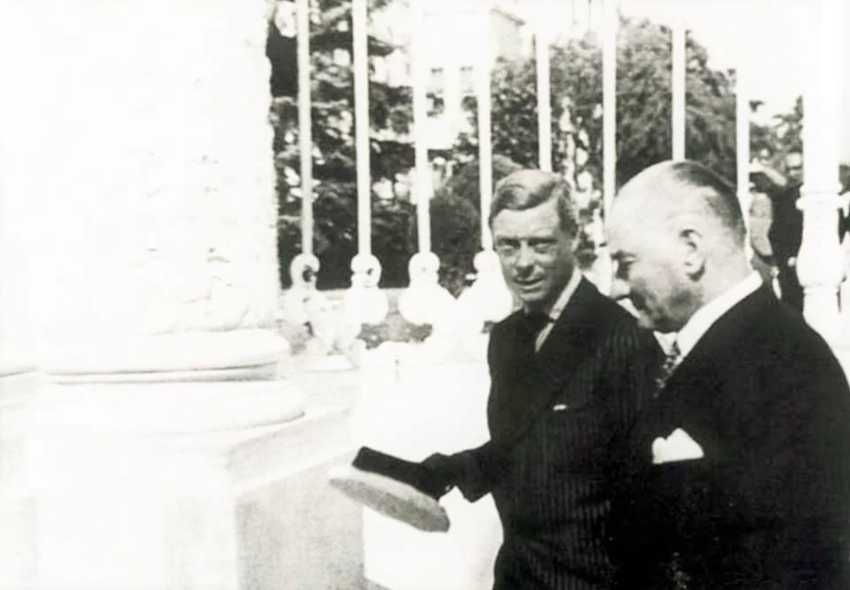 Atatürk’e Ziyaret